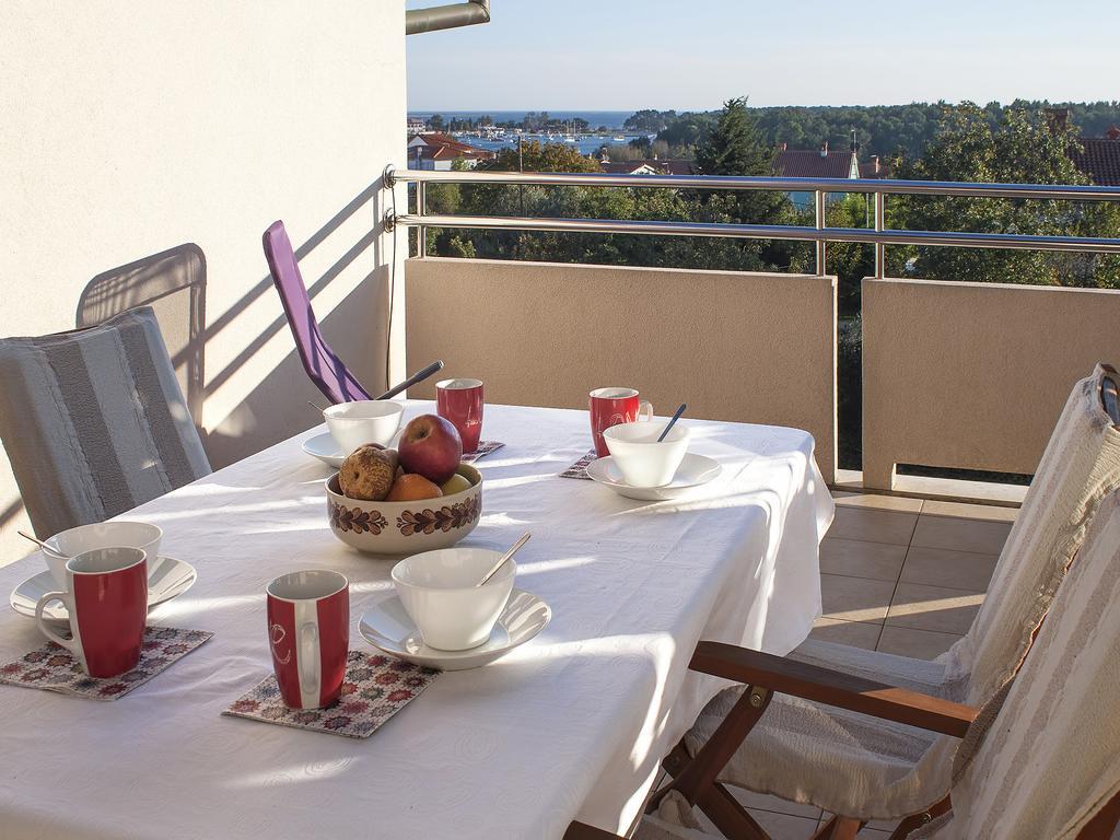 Apartments Ceja Near Sea Medulin Room photo